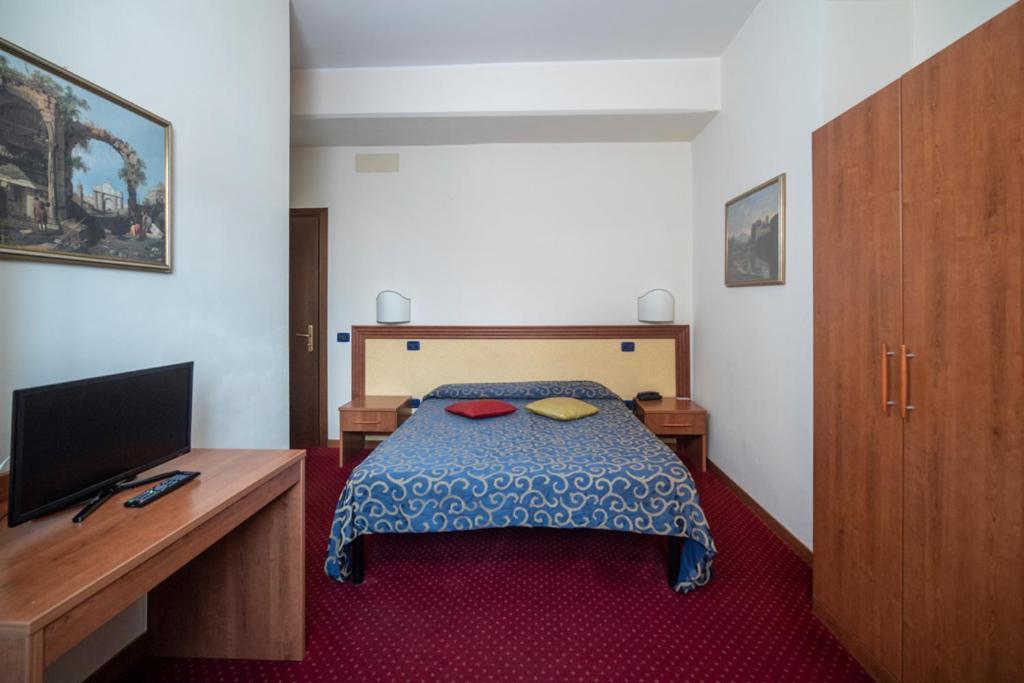 Hotel Italia & Lombardi Montefiascone Ngoại thất bức ảnh