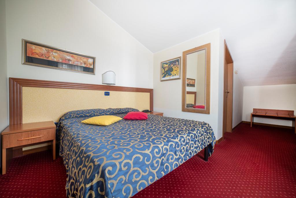 Hotel Italia & Lombardi Montefiascone Ngoại thất bức ảnh