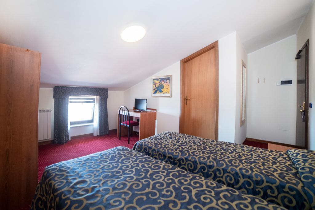 Hotel Italia & Lombardi Montefiascone Ngoại thất bức ảnh