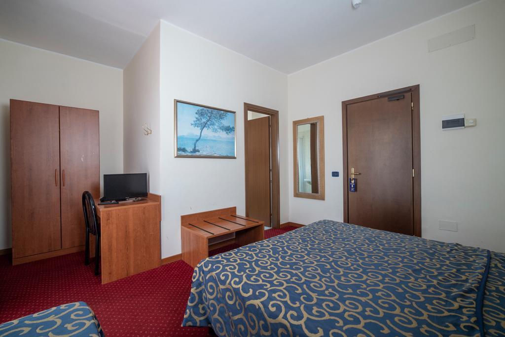 Hotel Italia & Lombardi Montefiascone Ngoại thất bức ảnh